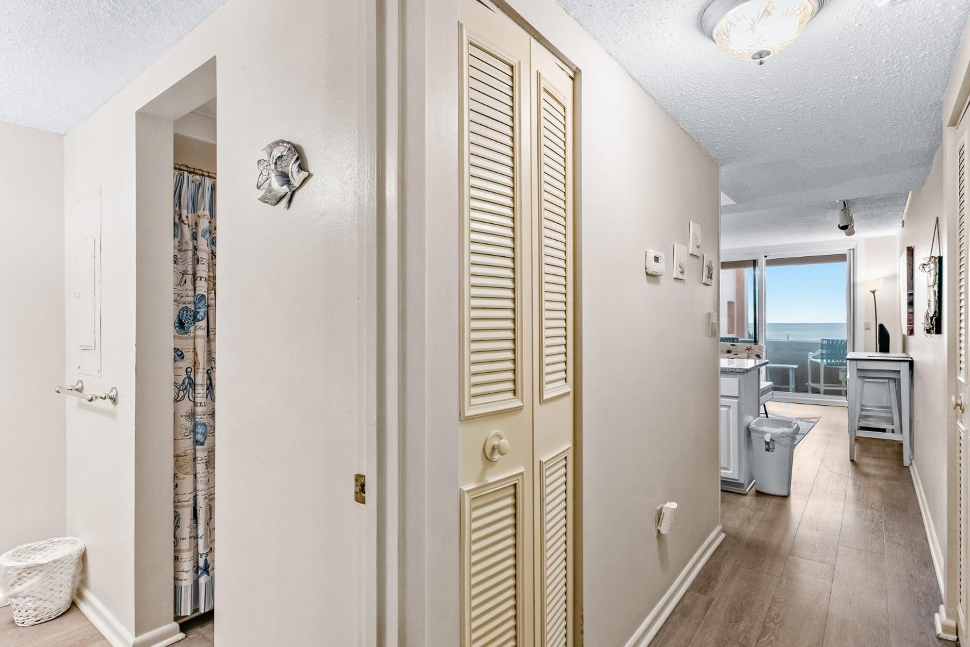 Jetty East Condos II Destin Room photo